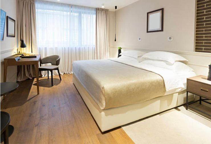 Eden Suites & Apartments ซารานเดอ ภายนอก รูปภาพ